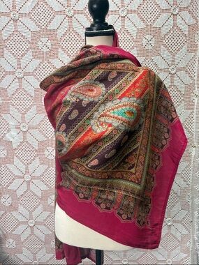 Vintage Boho Paisley Scarf / Shawl